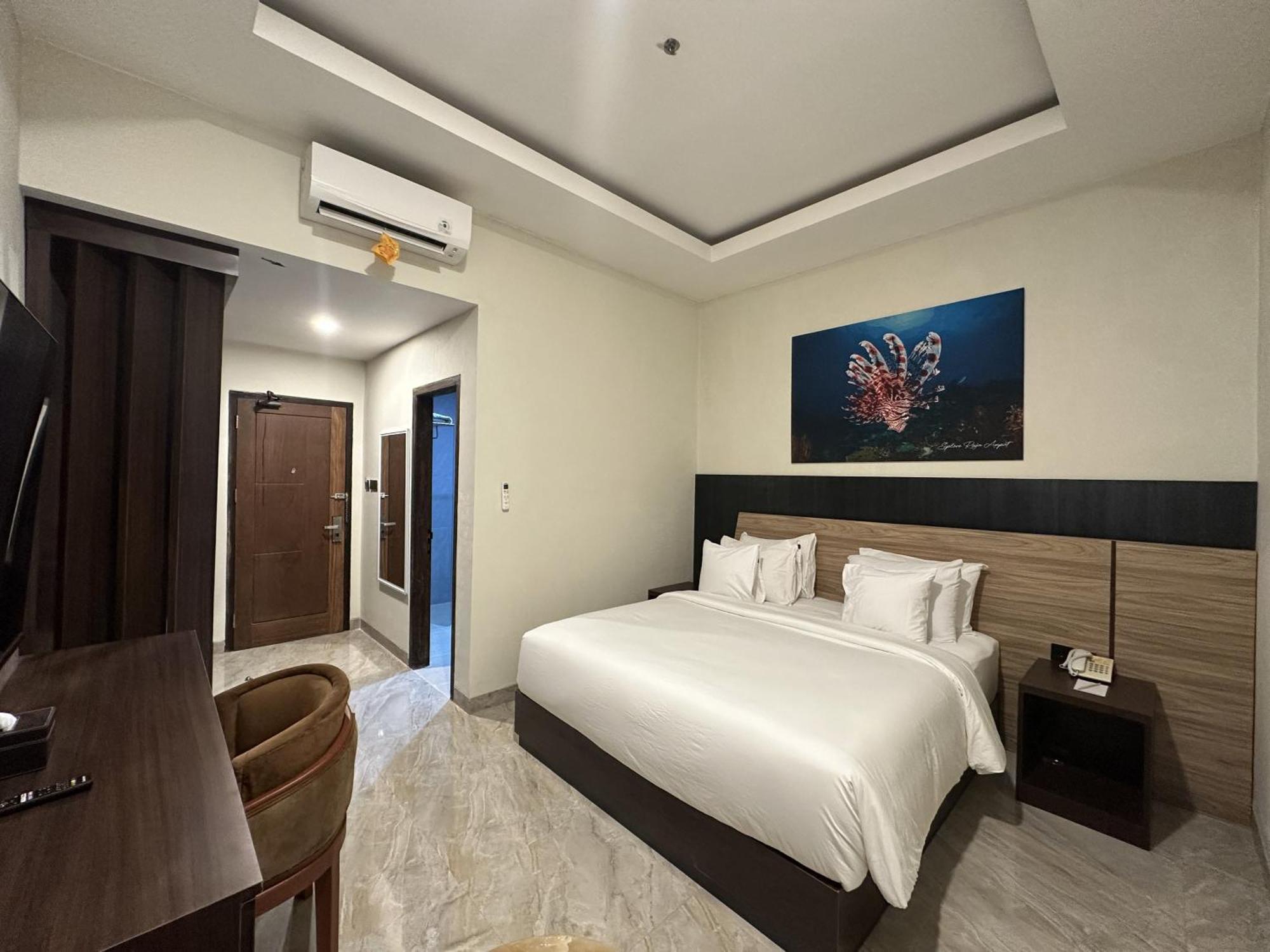 Vega Prime Hotel & Convention Sorong Quarto foto