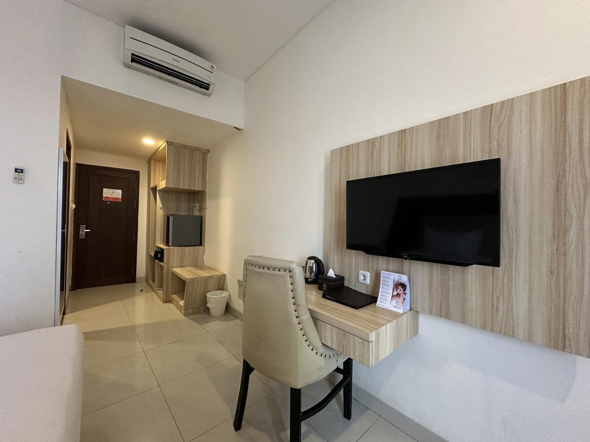 Vega Prime Hotel & Convention Sorong Quarto foto