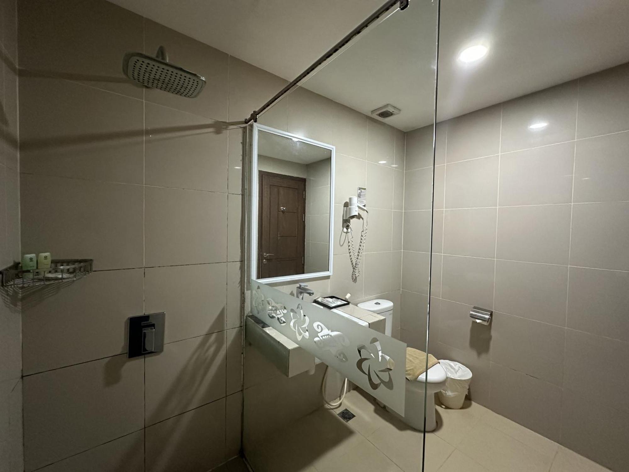 Vega Prime Hotel & Convention Sorong Quarto foto