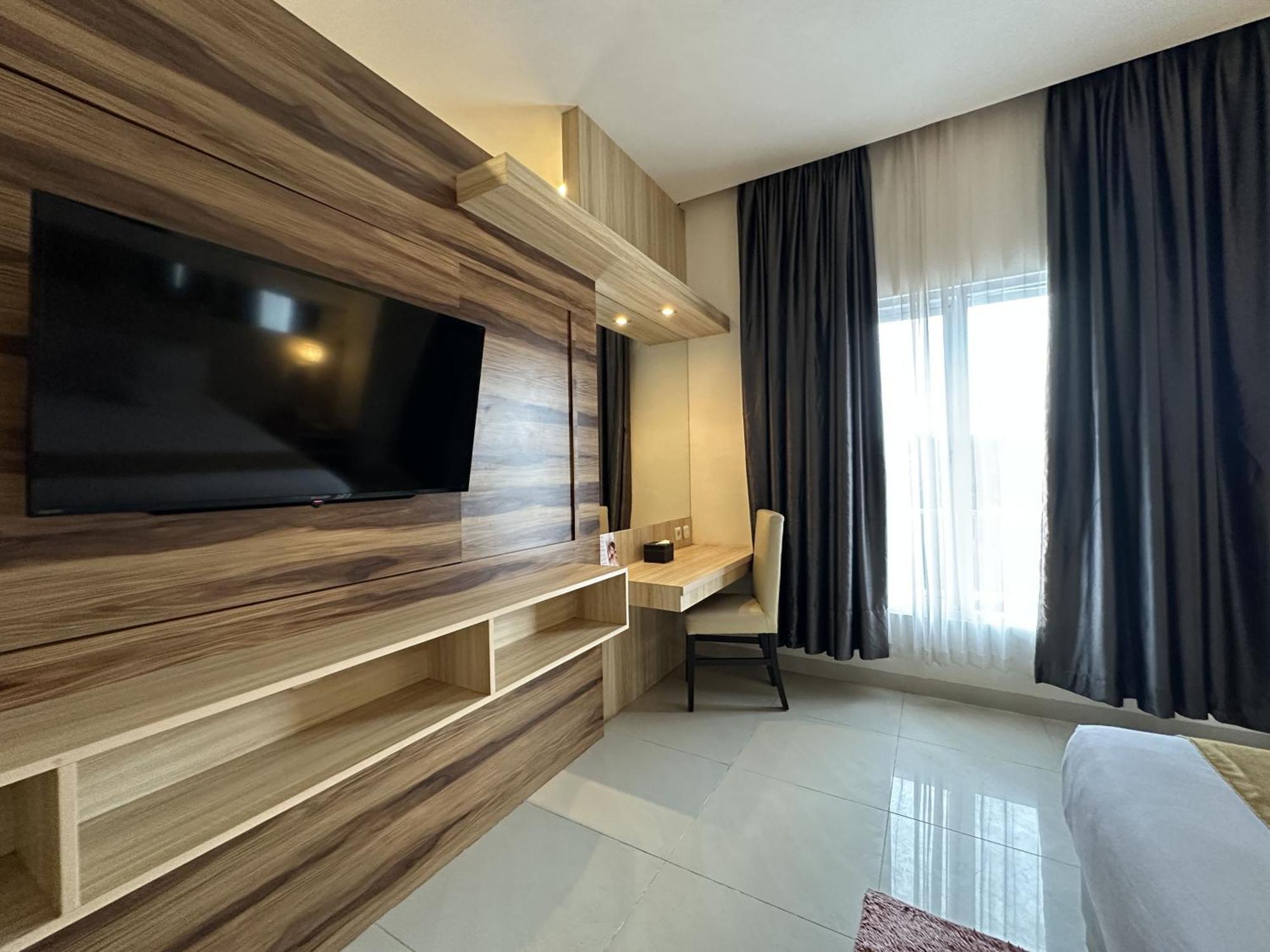 Vega Prime Hotel & Convention Sorong Quarto foto