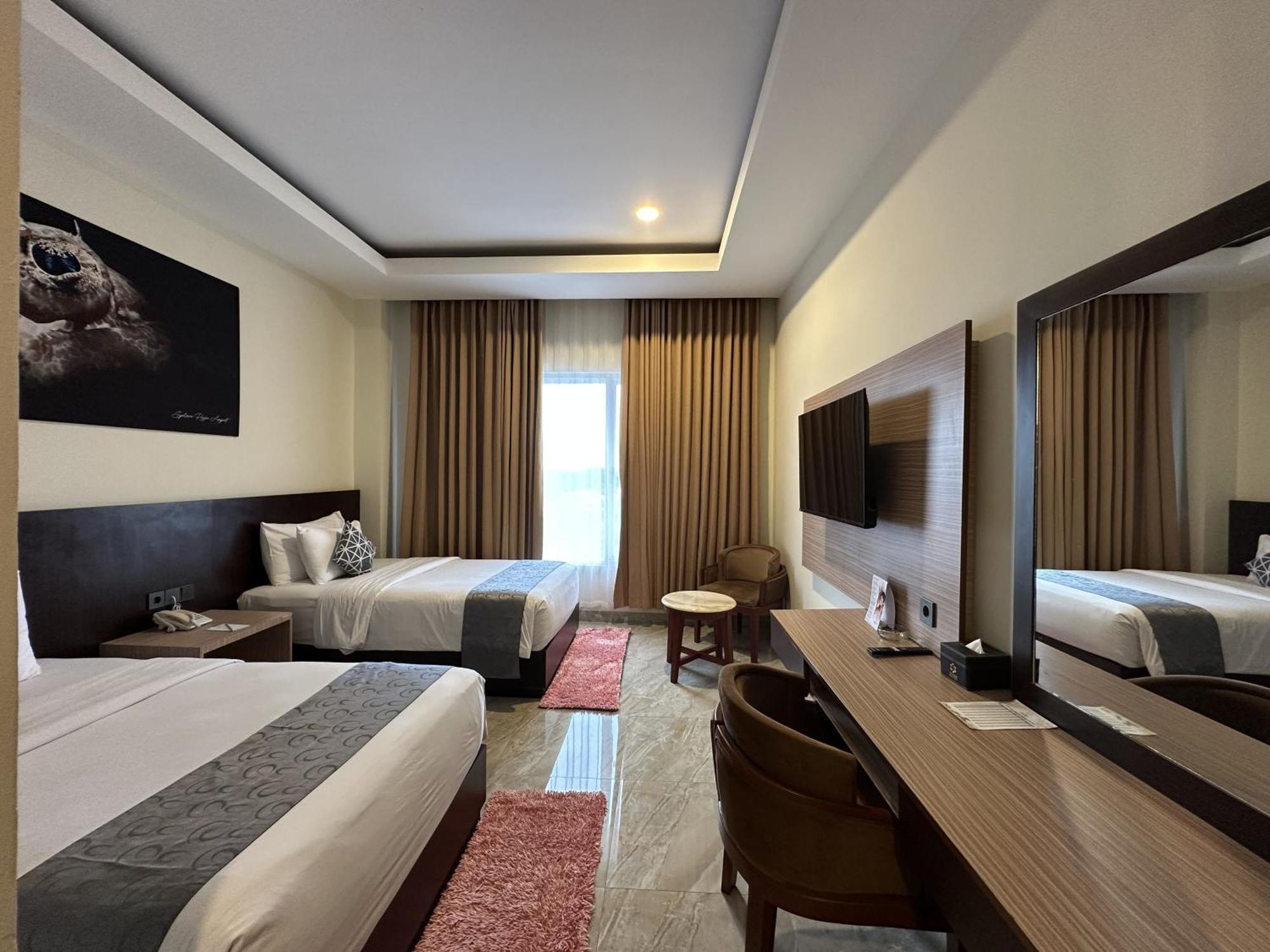 Vega Prime Hotel & Convention Sorong Exterior foto